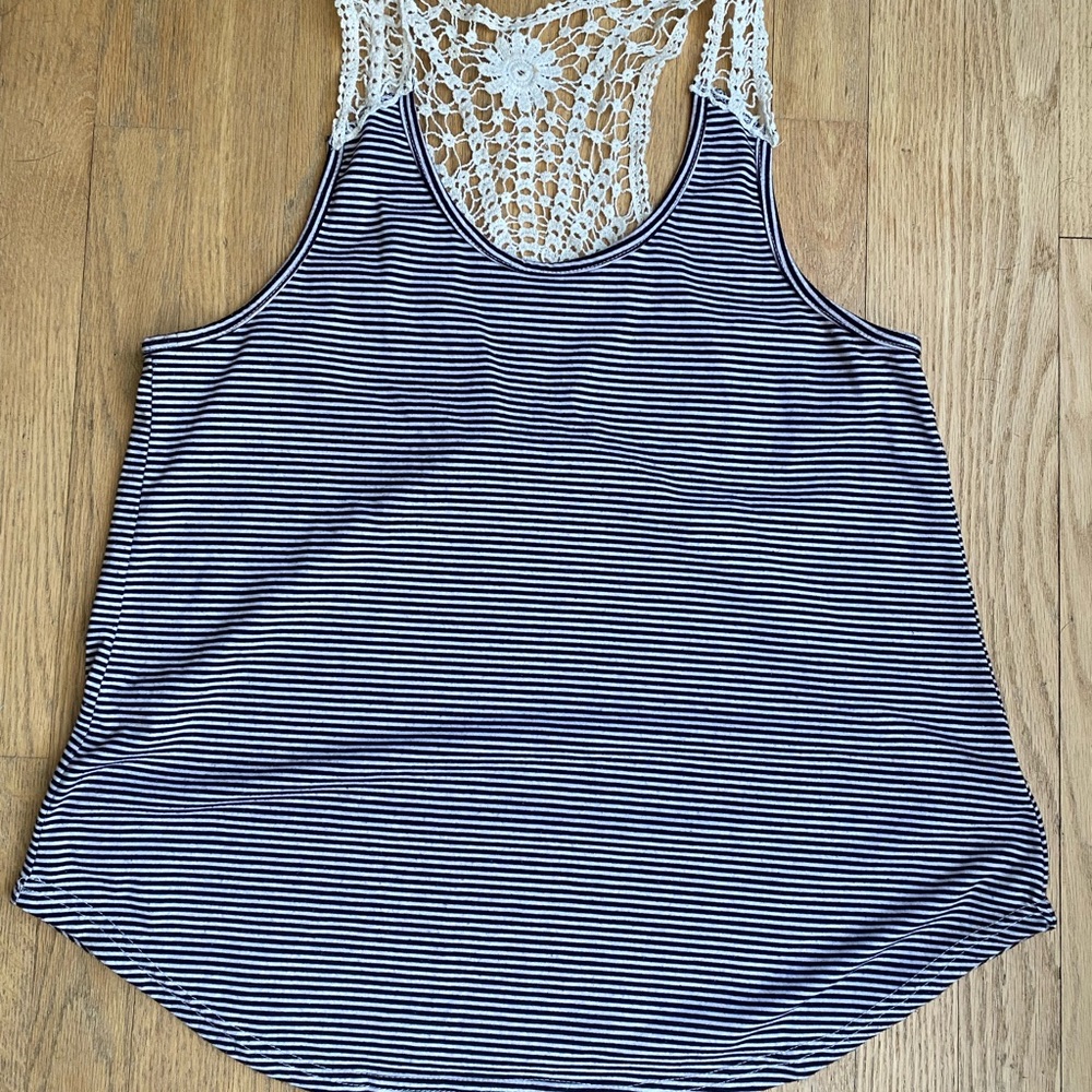 Crochet-Back Stripe Tank Top - Navy/White